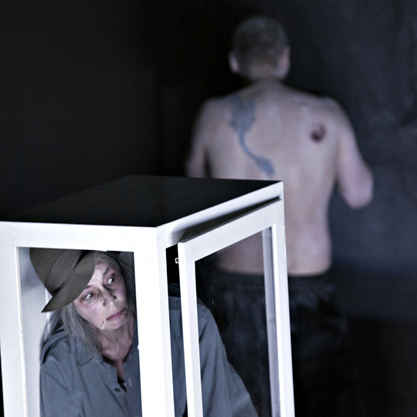 Renate Wichers - Bühnenfotografie DER FREUND KRANK