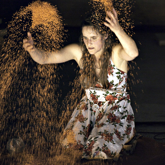 Renate Wichers - Bühnenfotografie DER FREUND KRANK