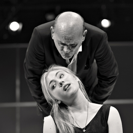 Renate Wichers - Bühnenfotografie OLEANNA